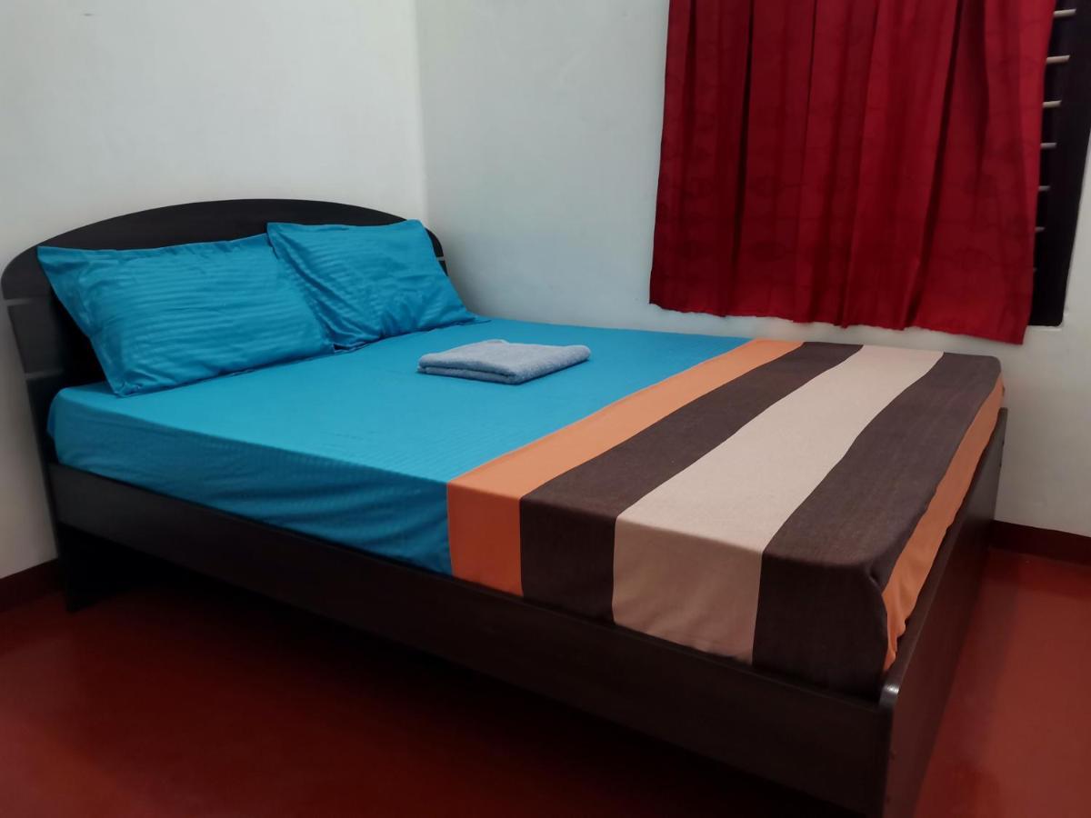 Nallur Holidays Inn Джафна Экстерьер фото